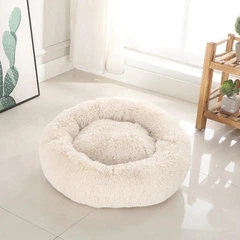 Без бренду Пухнаста плюшева лежанка - пуф для котів та собак Fluffy м'яка кругла подушка лежак для домашніх тварин, М (60 см), молочний (99474707)
