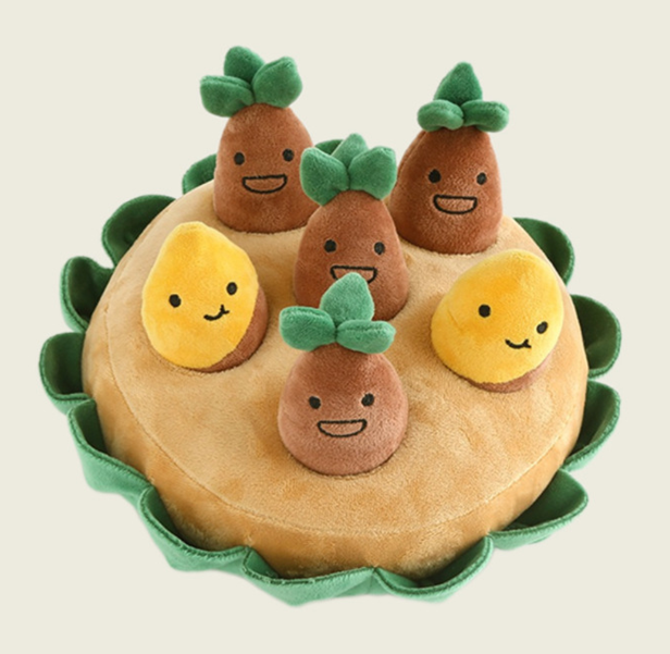 Derby М'яка іграшка для нюхання та гри в хованки для собак Sweet Potato Hide and Seek Plush Dog Toy