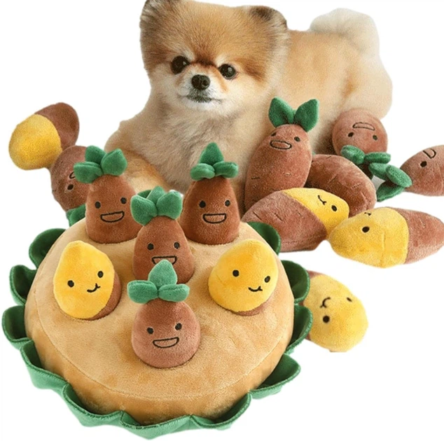 Derby М'яка іграшка для нюхання та гри в хованки для собак Sweet Potato Hide and Seek Plush Dog Toy