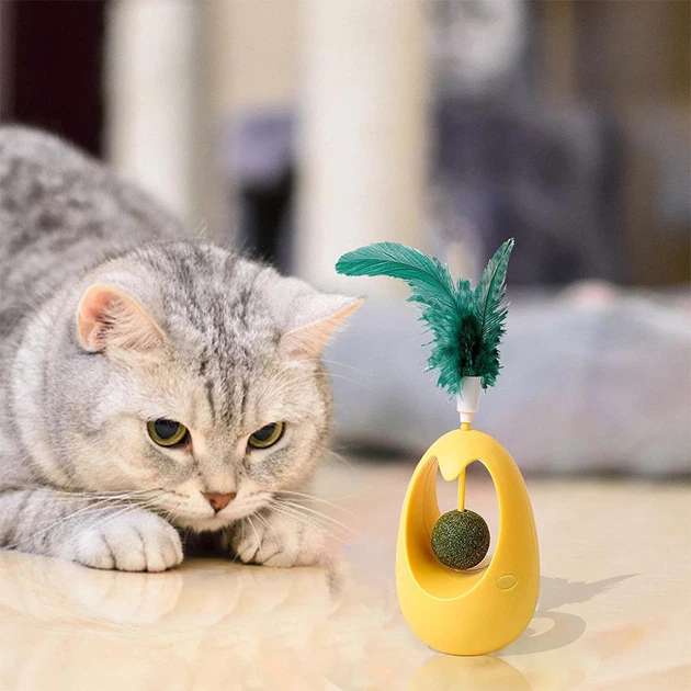 Іграшка для котів Taotaopets 027714 Неваляшка Yellow з пір'ям та котячою м'ятою