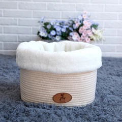 Лежак для домашніх тварин Hoopet 19X1303M 33*33*26 см Milk котів та собак