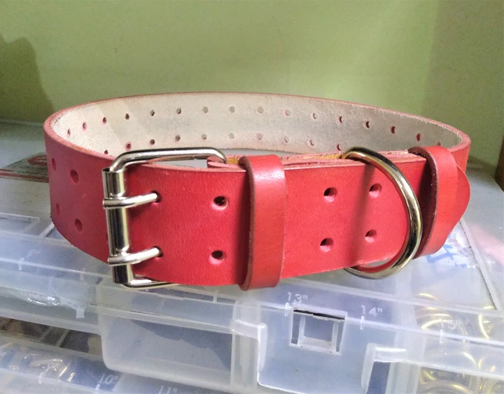 Міцний надійний нашийник з натуральної шкіри Lockdog XL(56-70 см) 000240084