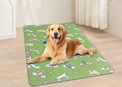 Літня охолоджуюча підстилка для собак Derby Ice Silk Material Summer Pet Cooling Mat Dog Pattern - Green, 45х60 см