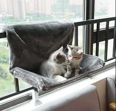 Гамак-лежак для кошек PetJoy до 4 кг серый 48х30 см