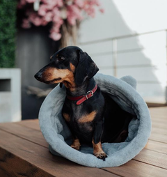 Будиночок для собак та котів Happy Peppy Peek-a-boo 50х40 см Сірий