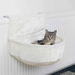 М'яке підвісне місце для кішок на радіатор Trixie Cuddly Bag for Radiator 45х13х33см