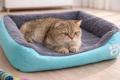 Без бренду Затишний яскравий теплий лежак для котів, собак лежанка 48*38см