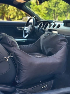 Автокрісло автогамак лежак сумка-переноска для собак та котів з 52х52 см Incor Чорний (І-154)