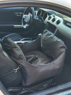 Автокрісло автогамак лежак сумка-переноска для собак та котів з 52х52 см Incor Чорний (І-154)