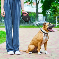 Collar Повідець-рулетка для собак WAUDOG з контейнером для пакетів стрічка, L, до 40 кг, 5 м, чорний