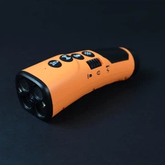 Ultrasonic Ультразвуковий відлякувач собак D02 потужний професійний / 4 ядра / 3xLED / дальність до 20 м / USВ-зарядка / для відлякування дресирування тренування та захисту від нападу