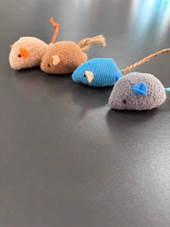 Без бренду Іграшка мишка з котячою мятою для котів (текстильна, кольорова)
