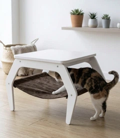 Sweet Pet Дизайнерський столик-гамак для улюбленців SweetPet Loft: 2-в-1 меблі для котів та малих собак, дерев'яна конструкція з підвісним лежаком