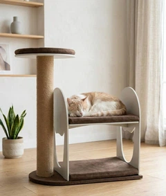 Sweet Pet Дряпка-ігровий комплекс для котів SweetPet Claw Castle, будиночок-кігтеточка з двома м'якими лежанками, 70 см, Білий