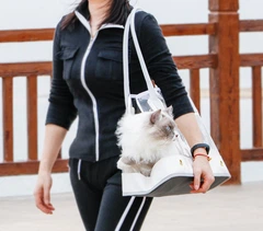 Сумка для перенесення домашніх тварин CosmoPet CP-104 36х30х20см White (3_06580)