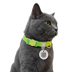 Нашийник для котів нейлоновий WAUCAT Nylon Recycled з QR адресником, градієнт, безпечна пряжка, XS, Ш 10 мм, Дов 20-30 см, салатовий