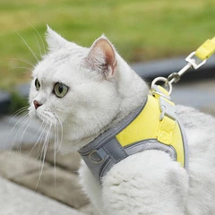 Без бренду М’яка шлейка з повідцем для котів, собак зі світловідбиваючими вставками, жовта XL