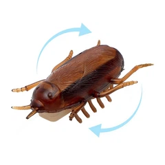 Іграшка для кішок живий Таракан CAPSBOARD COCKROACH 6.5 см (190001)