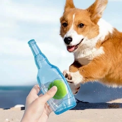 Без бренда Іграшка для собак Pet Toy Whiskey Пляшка пищалка з М'ячиком 20 см (01831)